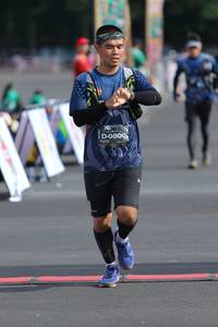 BIB: 0800
                            <button type="button" onclick="openModal(5247168)" class="btn btn-primary btn-sm float-right btn-popup" data-toggle="modal" data-target=".modal-high-quality">
                        <i class="fas fa-shopping-cart"></i> Add to Cart
                    </button>
                                            <button type="button" onclick="isThisMe(5247168, true)" class="btn btn-success btn-sm float-right btn-popup btn-isme hidden" data-toggle="tooltip" data-placement="bottom" title="นี่คือรูปของคุณใช่ไหม คลิกที่นี่เพื่อเอาเข้าอัลบั้ม">
                        <i class="fas fa-plus"></i> Add to album
                    </button>
                    <button type="button" onclick="isThisMe(5247168, false)" class="btn btn-warning btn-sm float-right btn-popup btn-isnotme hidden">
                        <i class="fas fa-ban"></i> Remove from album
                    </button>